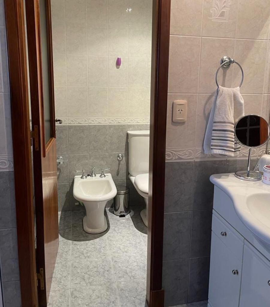 Am - Espectacular Casa 5 Ambientes en Venta - Quilmes Oeste 4