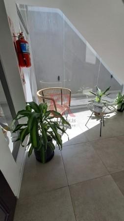Gz Venta Departamento Moderno 2 Ambientes con Cochera Cubierta 2