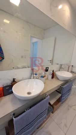 Gz Venta Departamento Moderno 2 Ambientes con Cochera Cubierta 2
