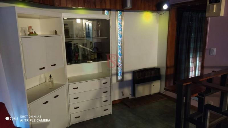 Gz Venta Gran Casa Desarrollada en Esquina 1