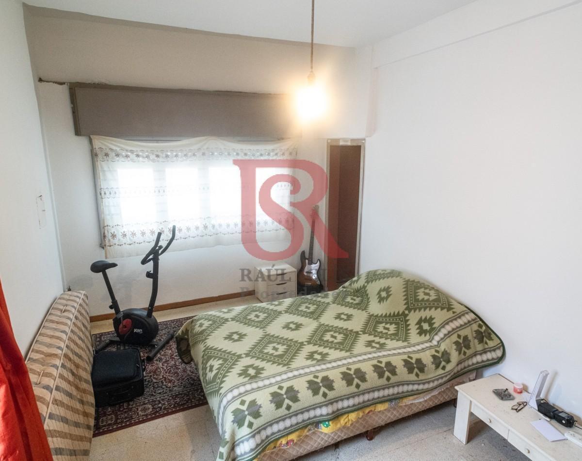 Foto de LP - Casa tres ambientes con patio y deposito, imagen 2