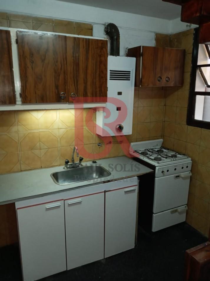 Lp - Venta Departamento 4 Ambientes en Solano 5