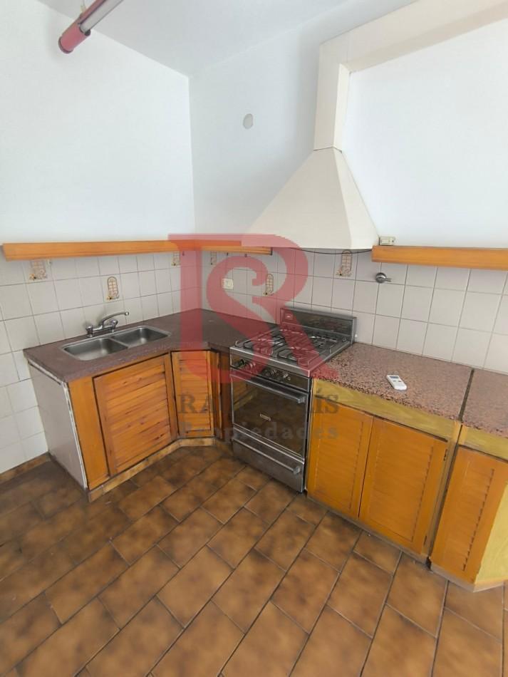 Lp - Venta Duplex 3 Ambientes con Cochera en Quilmes 2
