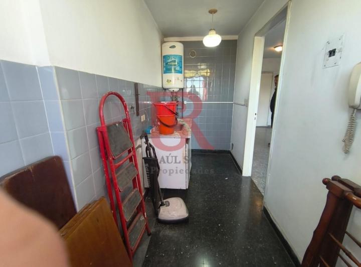 LP - OPORTUNIDAD!!! Venta departamento 3 ambientes con hermosa vista en Quilmes centro 2