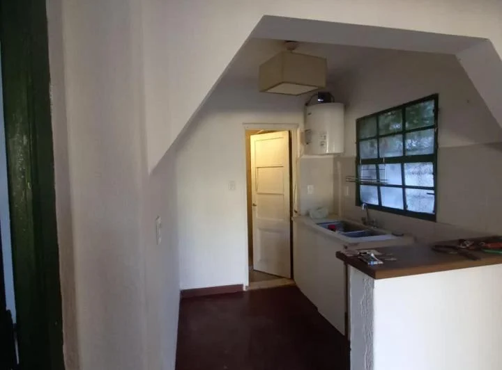 Alquiler PH 2 ambientes con patio en Quilmes Oeste 2