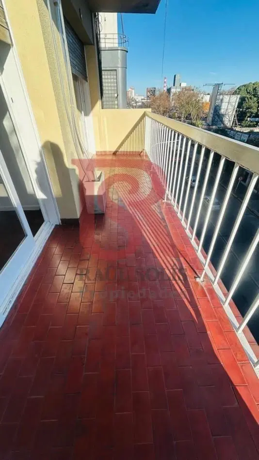 DN- Muy luminoso departamento 2AMB en alquiler 3
