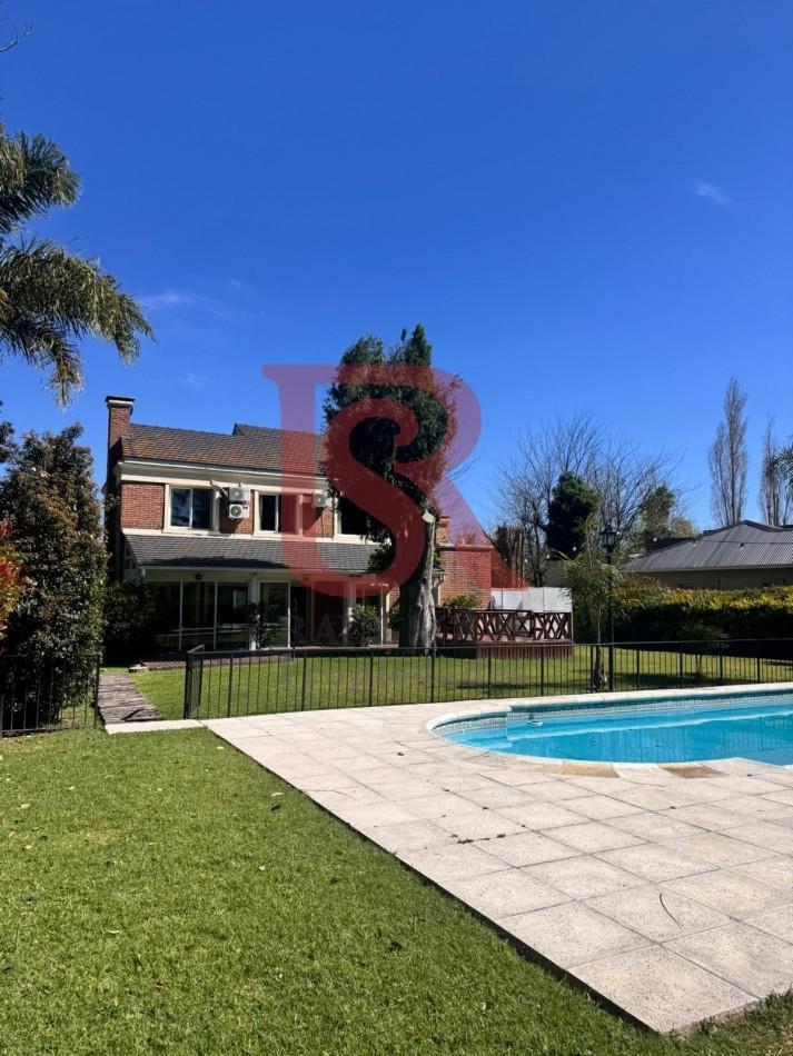 Foto de GZ - VIVI EN ABRIL - CASA CON PILETA - QUINCHO Y GRAN JARDIN, imagen 4