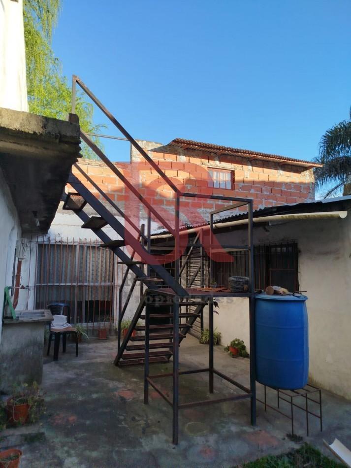 Foto de FV Casa en venta 4 ambientes, 220 m² - a metros de Universidad, imagen 4