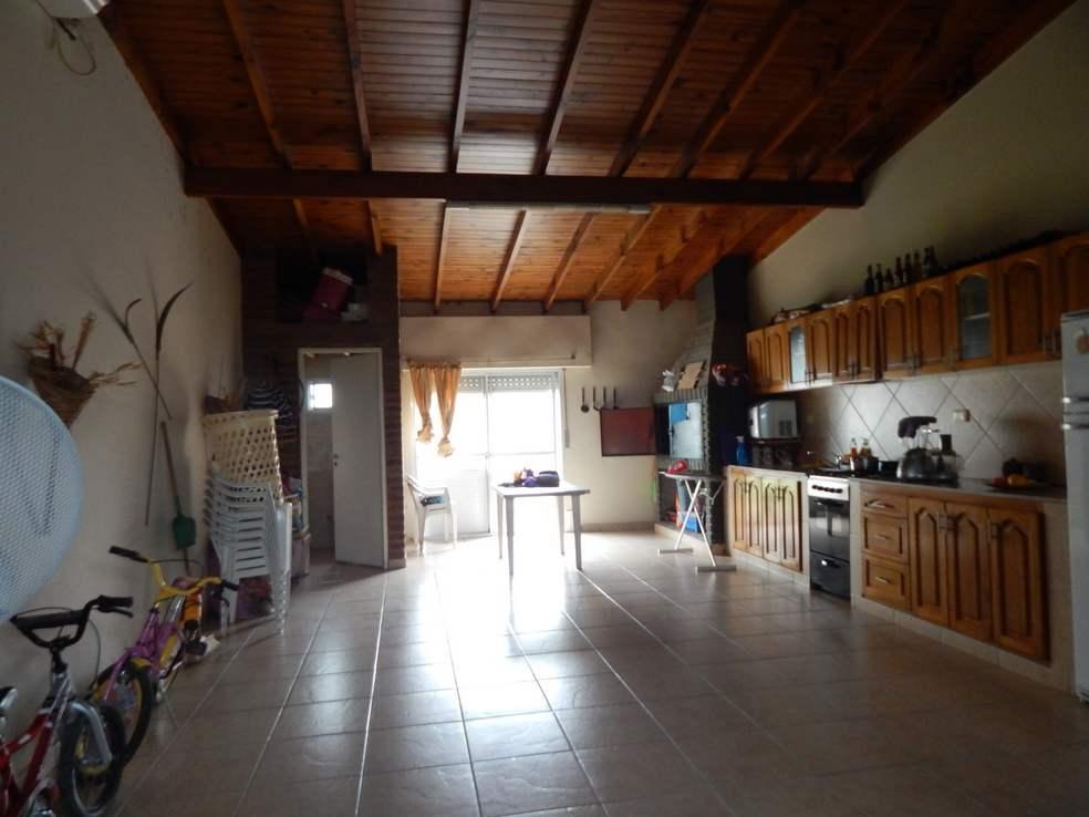 Sonia Muda Vende Casa y Duplex en Barrio 5 de Abril 3