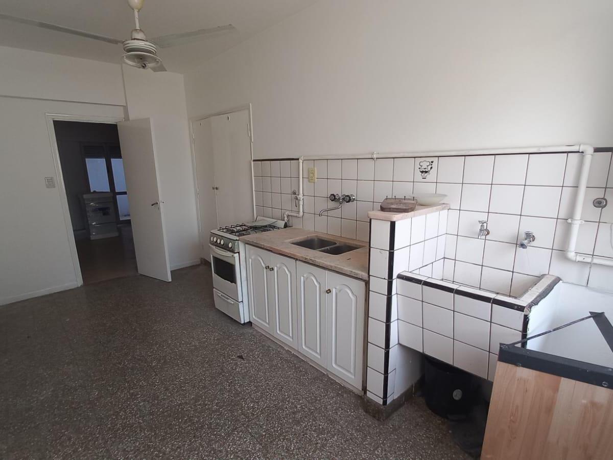España 67, Vende Departamento de Dos Dorm.. 4
