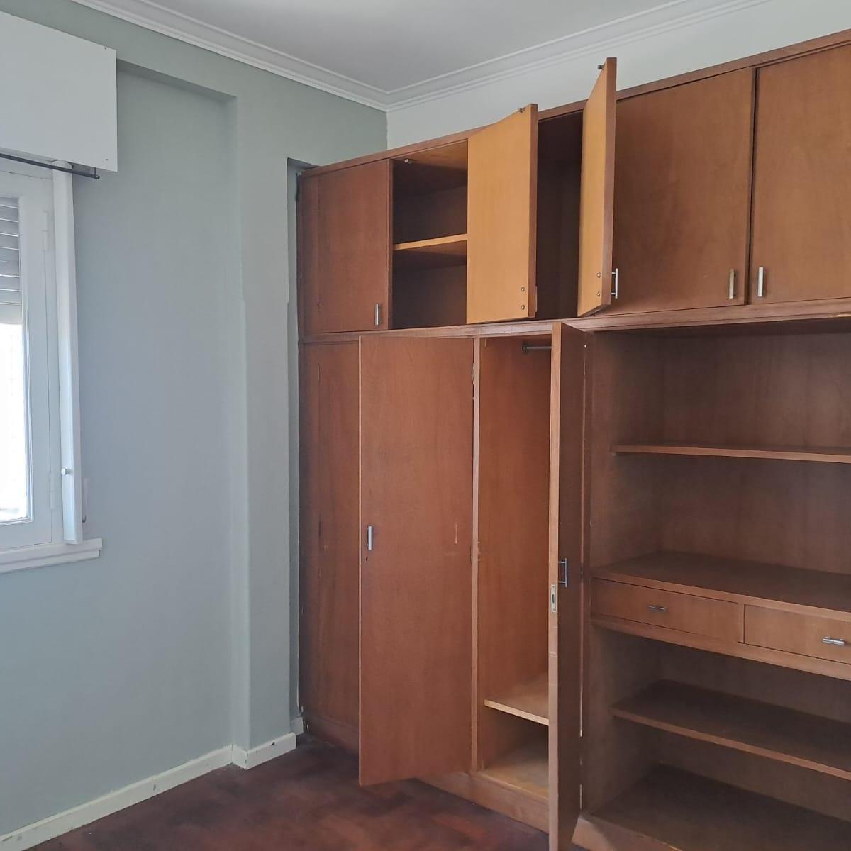 Colon 140, Vende Departamento de Dos Dorm. 3