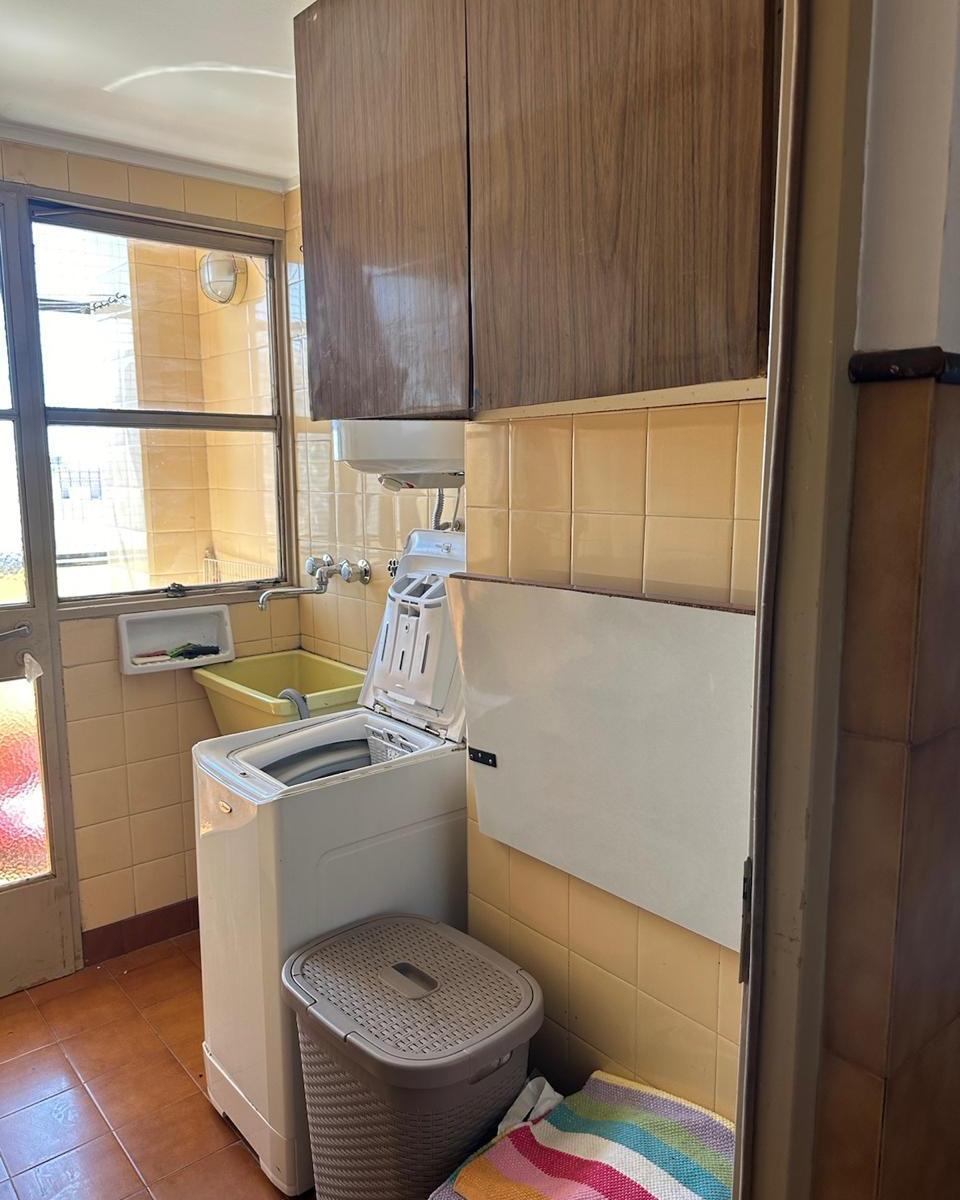 Alem 148, Vende Piso de Tres Dorm. con Cochera. 1