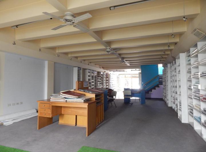 Mitre 585, VENDE Local y oficinas. 3