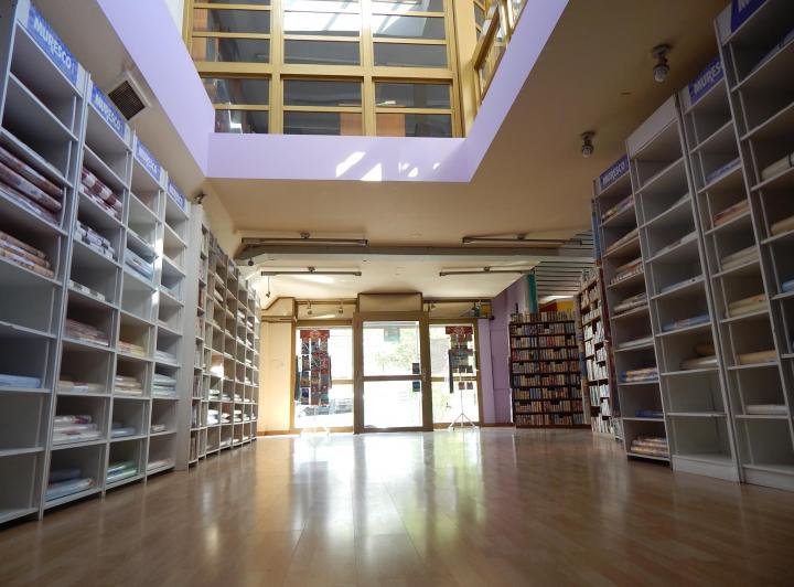 Mitre 585, VENDE Local y oficinas. 4