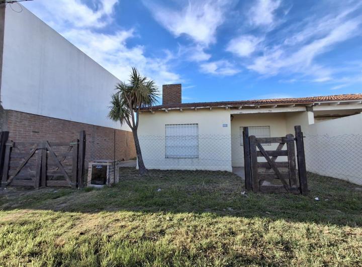 Viajantes del Sur, VENDE Casa de dos dormitorios. 1