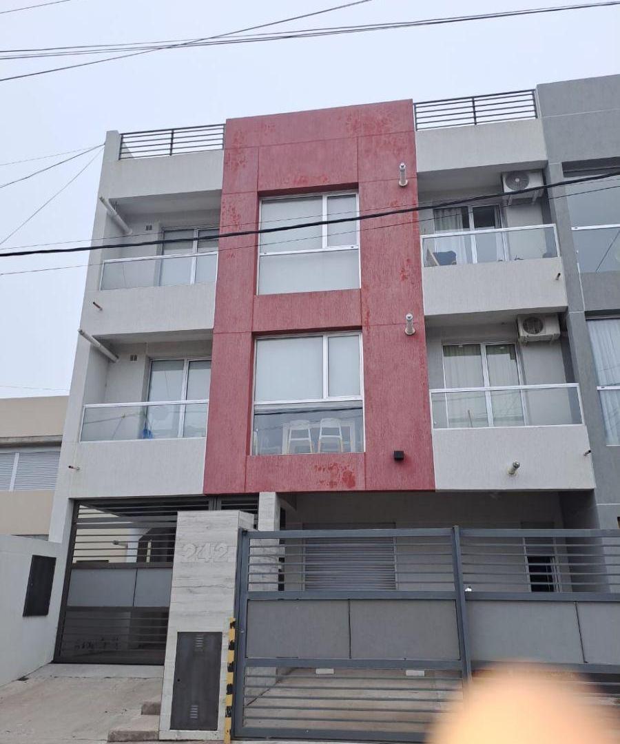 Rufino Rojas 242, ALQUILA Departamento de un dormitorio amoblado con cochera.