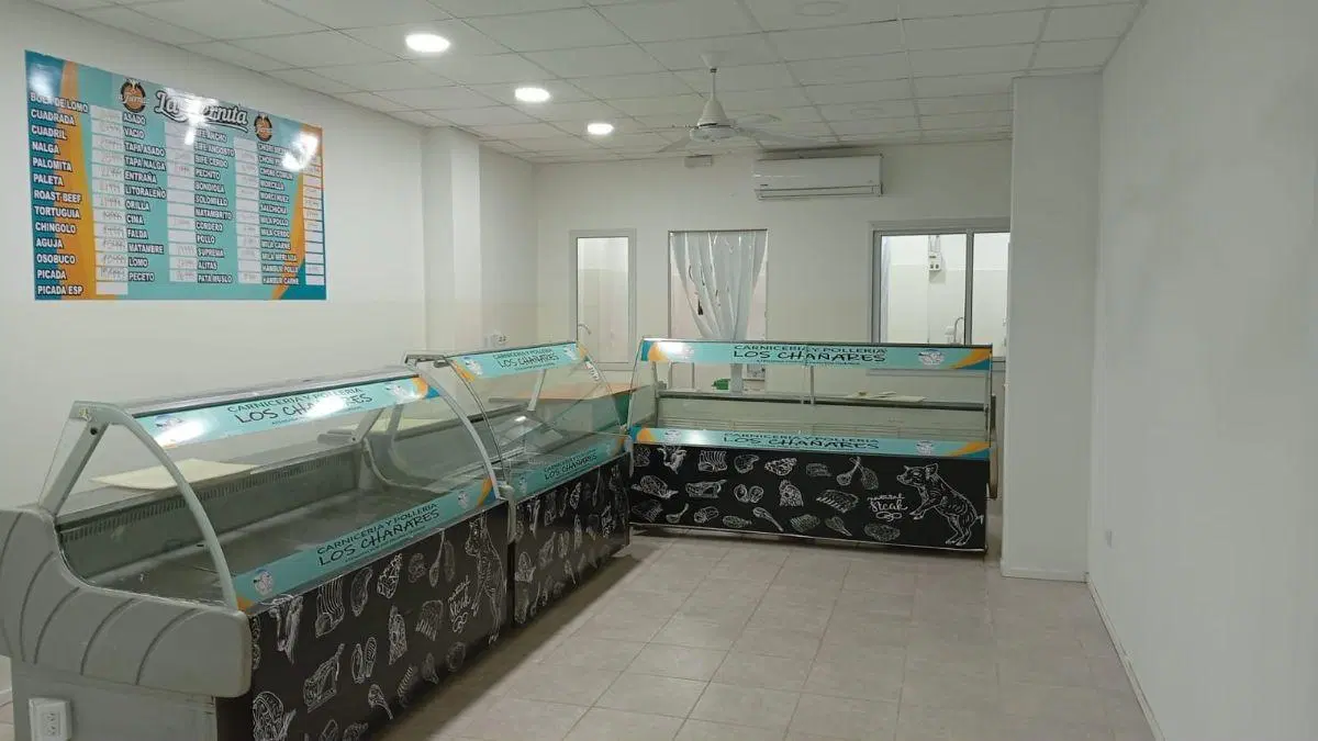 Zelarrayan 3448, ALQUILA Local comercial para carniceria. 2