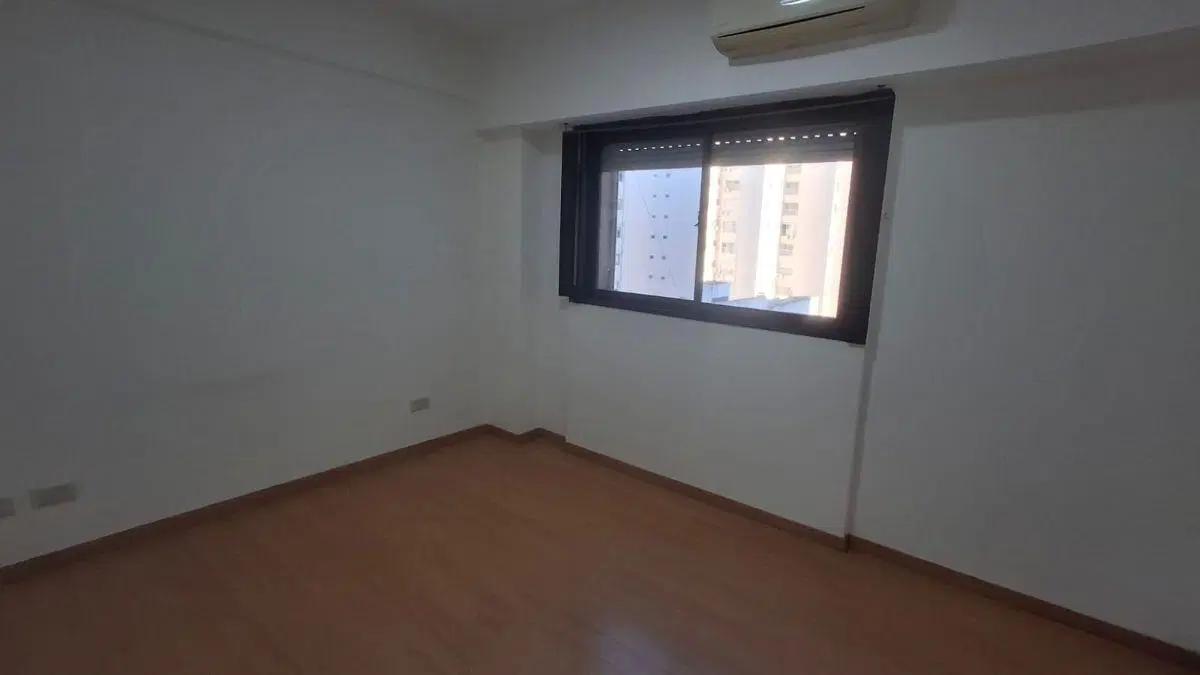 Zelarrayan 445, ALQUILA Departamento de un dormitorio. 3