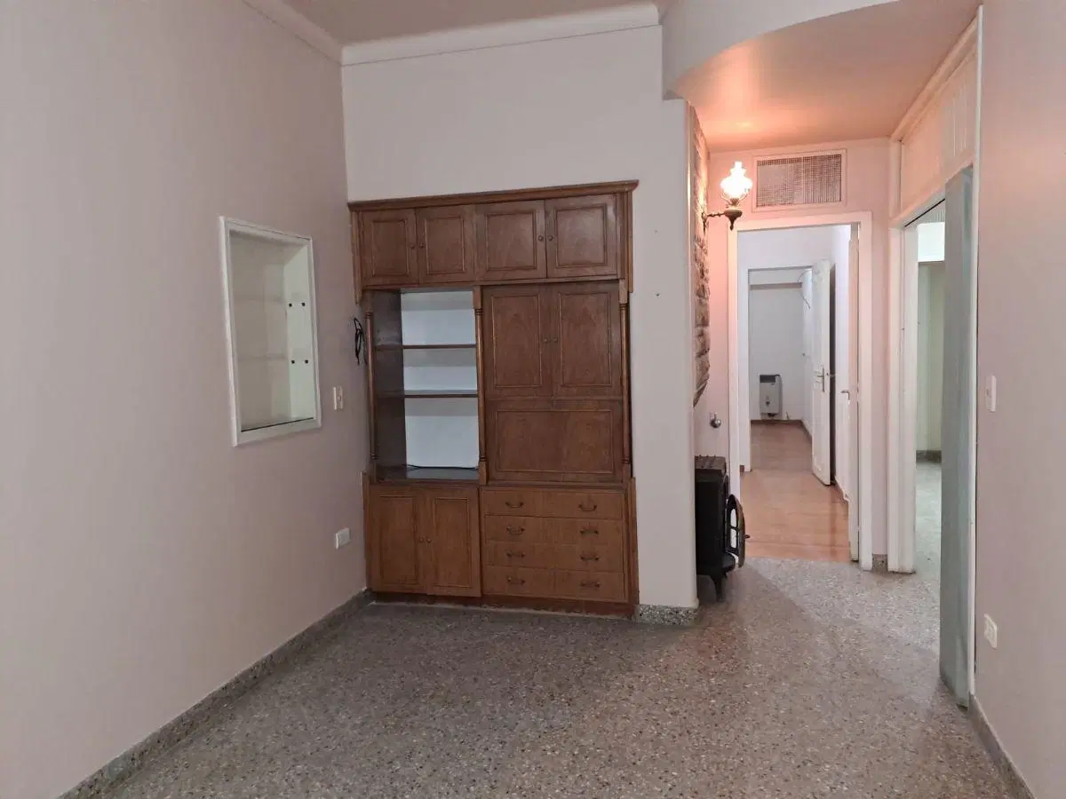 España 289, VENDE Casa en planta alta de dos dormitorios. 1