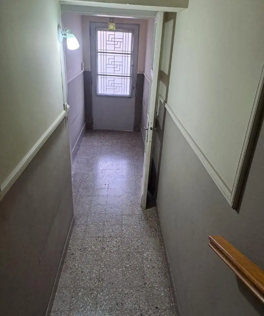 España 289, VENDE Casa en planta alta de dos dormitorios. 2