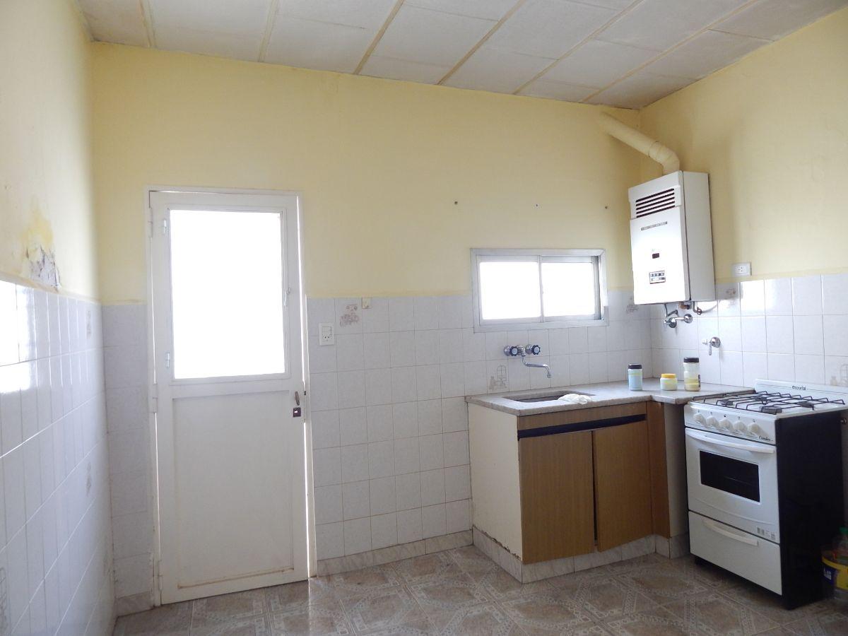 Foto de Mitre 679, ALQUILA Departamento interno de dos dormitorios., imagen 4