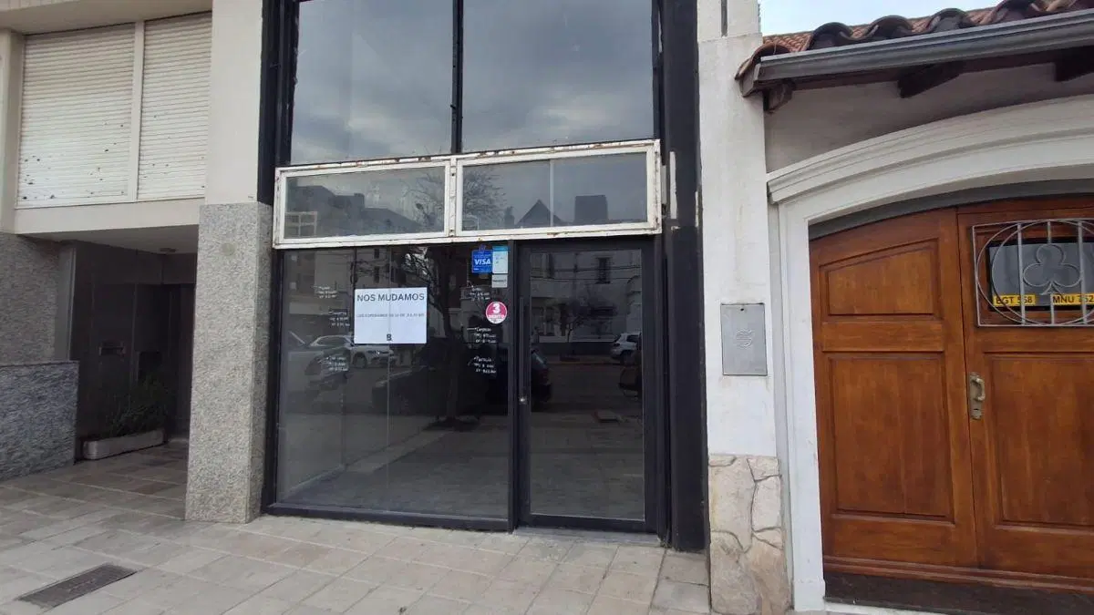 Alem 681, ALQUILA Local comercial. 1