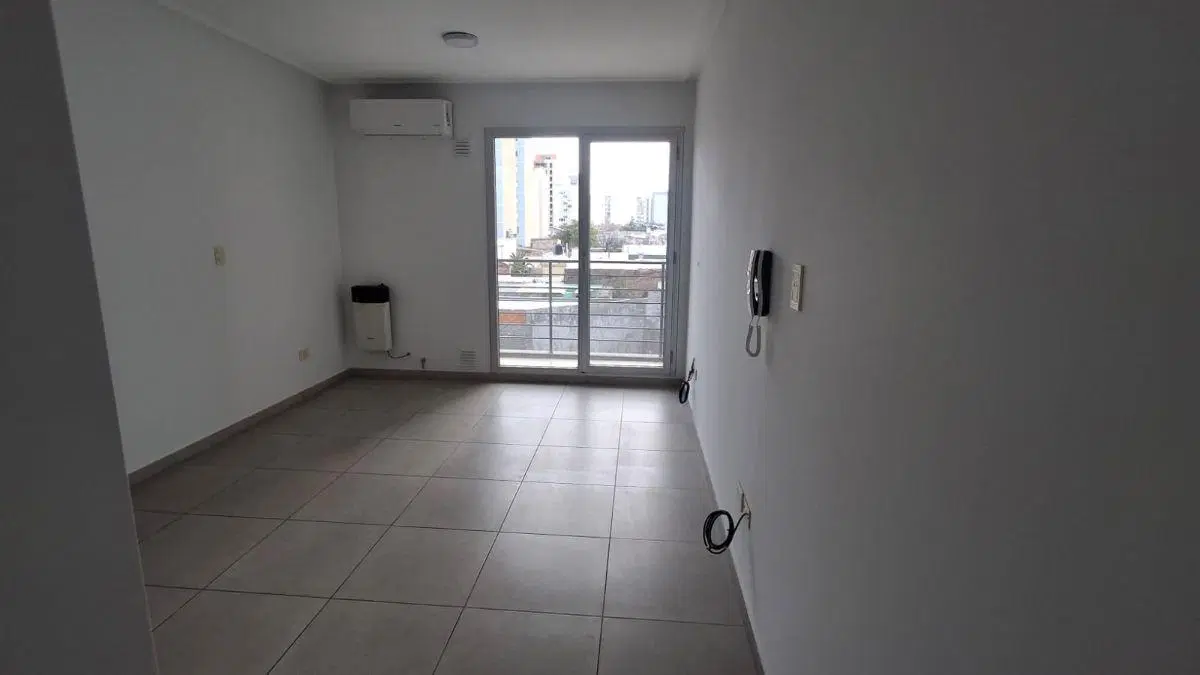 Gorriti 227, ALQUILA Departamento de un dormitorio con balcon. 1