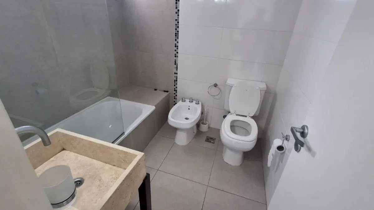 Gorriti 227, ALQUILA Departamento de un dormitorio con balcon. 2