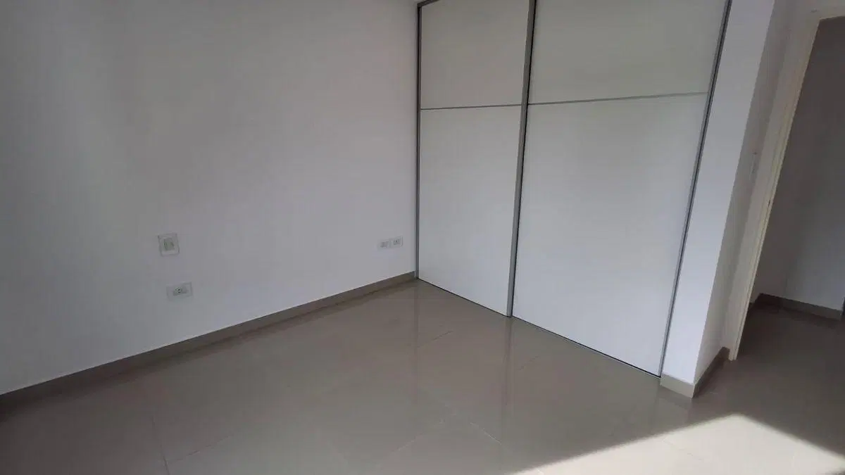 Casanova 82, ALQUILA Departamento de un dormitorio. 1
