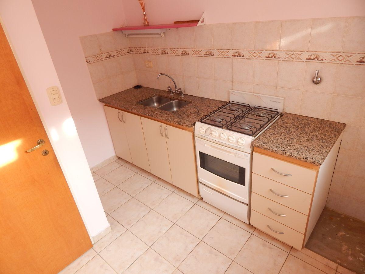 Foto de Uruguay 610, VENDE Departamento de un dormitorio., imagen 3