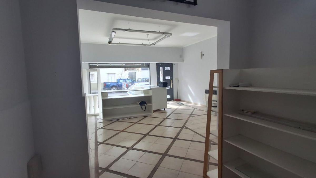 Foto de Mitre 376, ALQUILA Local comercial., imagen 1