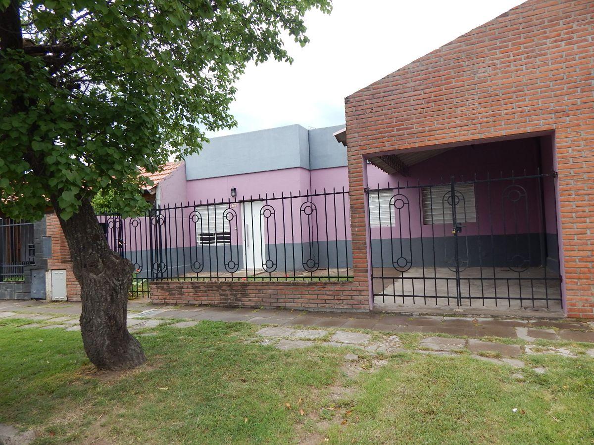 Foto de Enrique Julio 248, VENDE Casa de tres dormitorios., imagen 5