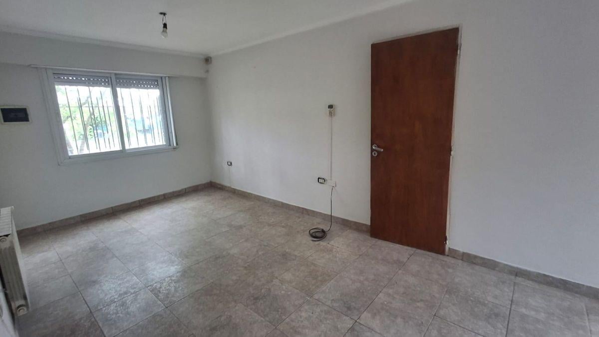 Foto de Simon Bolivar 911, ALQUILA Duplex de tres dormitorios., imagen 2