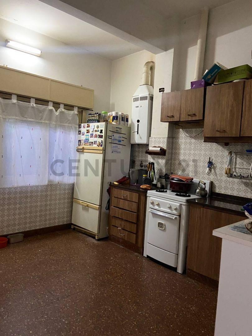 Departamento 5 Ambientes 3 Dorm. en Villa Lugano, Capital Federal. 2