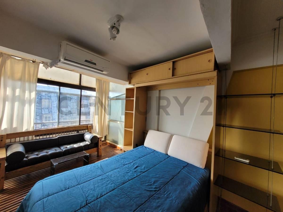 Foto de SE VENDE MONOAMBIENTE EN AVENIDA SANTA FE, PISO ALTO. APTO PROFESIONAL., imagen 2