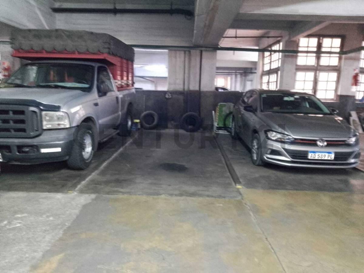 Foto de VENTA COCHERA EN FLORES, imagen 4