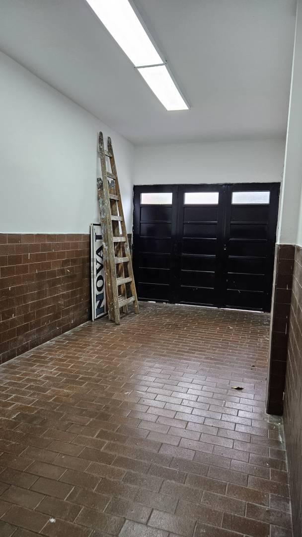 Luminosa y Funcional Casa de Dos Plantas de 5 Ambientes en Villa Maipú. 4