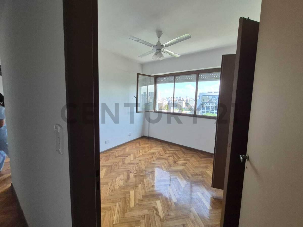 En Venta Departamento 3 Ambientes con Dependencia en Monserrat. 1