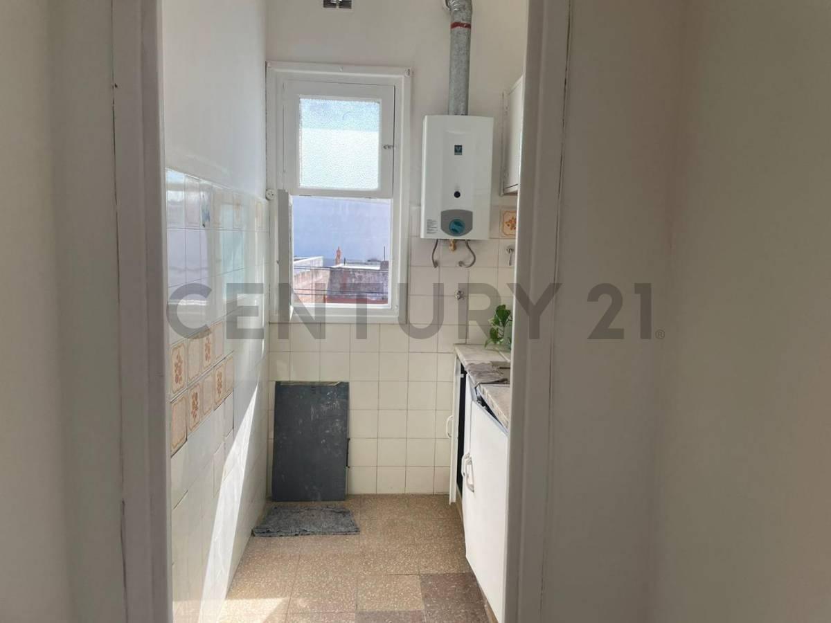 Departamento PH en Venta 2 Ambientes en Villa Crespo 3