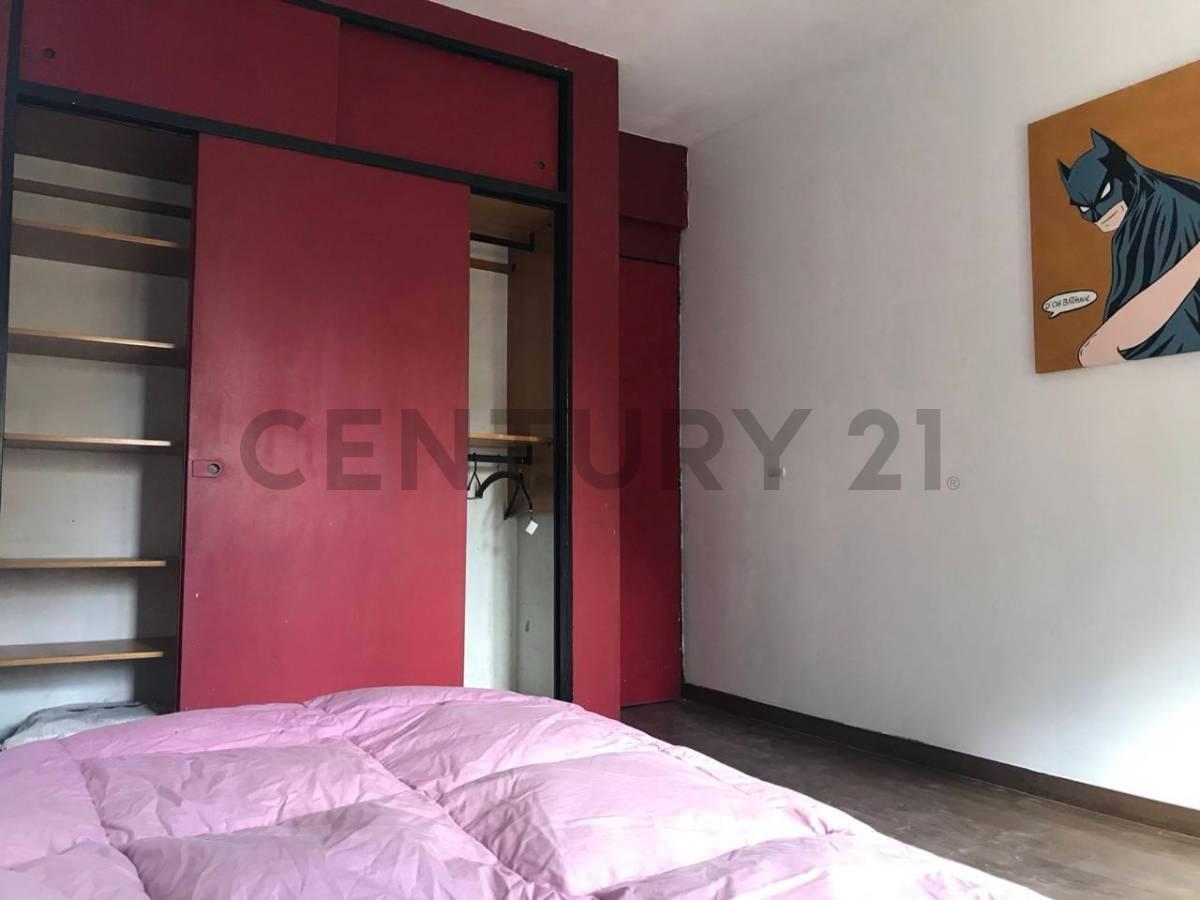 Departamento de 3 Ambientes con Balcon en Venta - Flores Norte 4