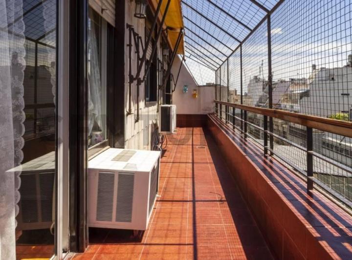 Venta Departamento 4 amb. con Balcón Terraza.