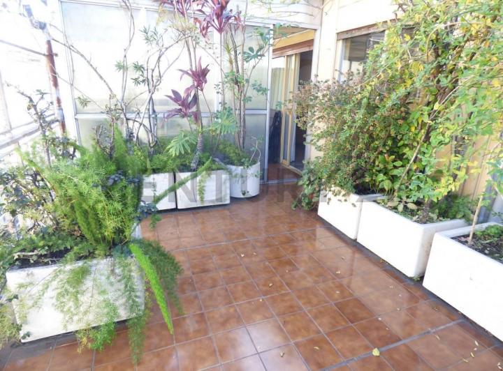 Venta Departamento Tipo Duplex de 194m2 - balcones aterrazados, bauleras, cochera fija 5