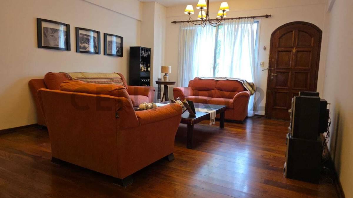 Venta triplex en Martinez