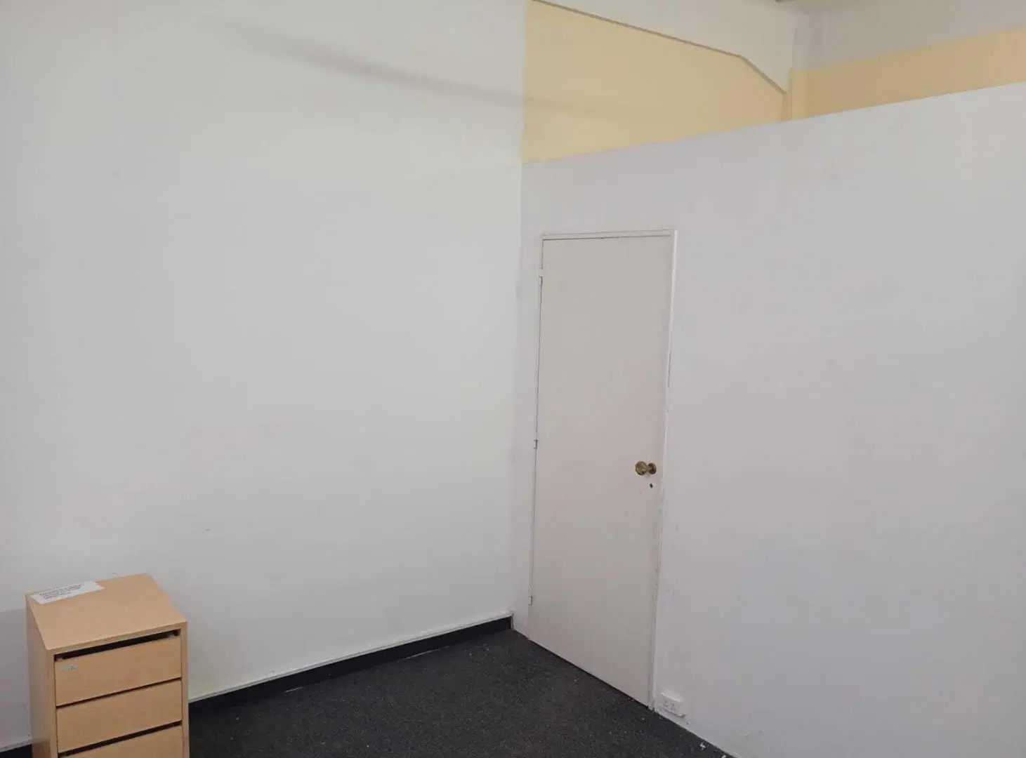 Venta de Oficina en Florida, Retiro 5