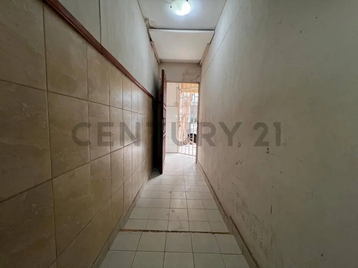 Venta PH en PB de 4 ambientes en Mataderos 2