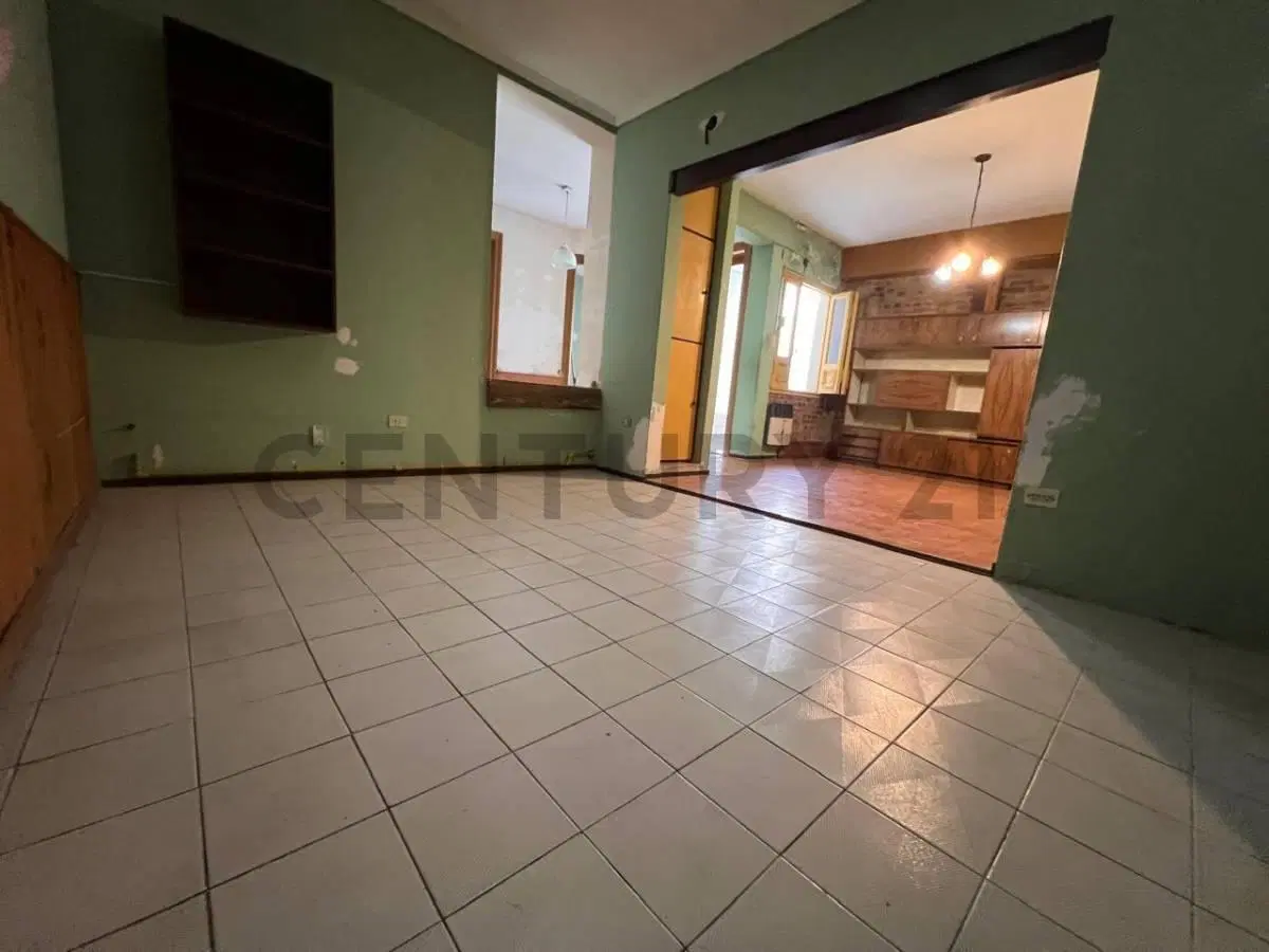 Venta PH en PB de 4 ambientes en Mataderos 5