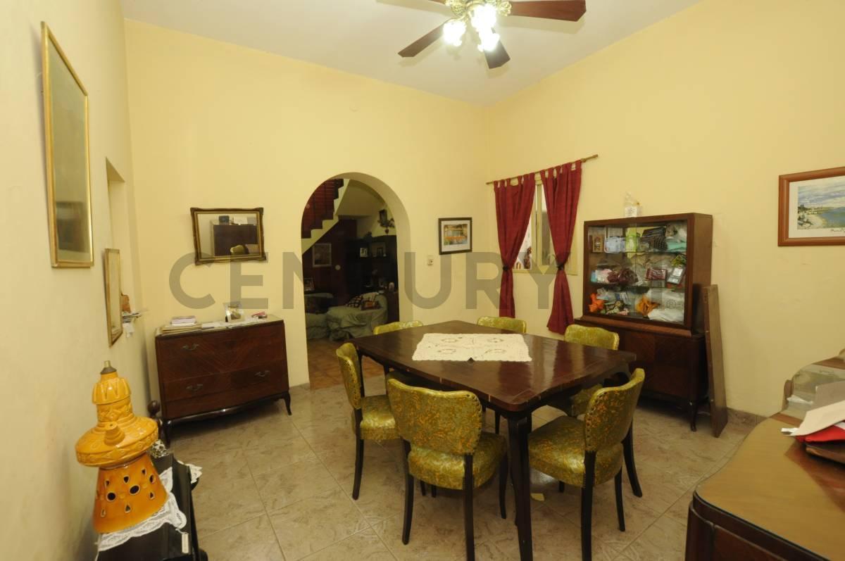 Foto de VENTA PH DE 4 AMBIENTES CON TERRAZA Y QUINCHO EN SAN CRISTÓBAL - APTO, imagen 4