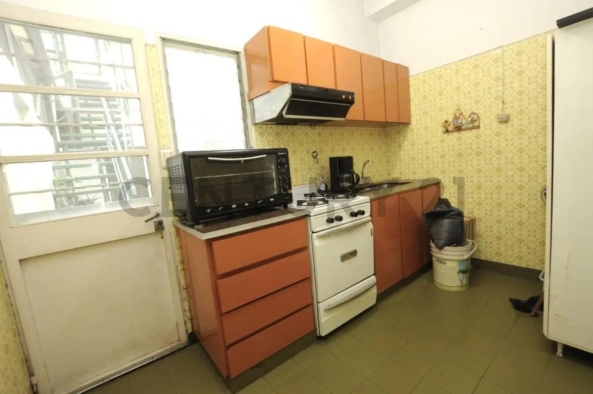 VENTA PH DE 3 AMBIENTES CON PATIO Y TERRAZA - SAN CRISTÓBAL 2