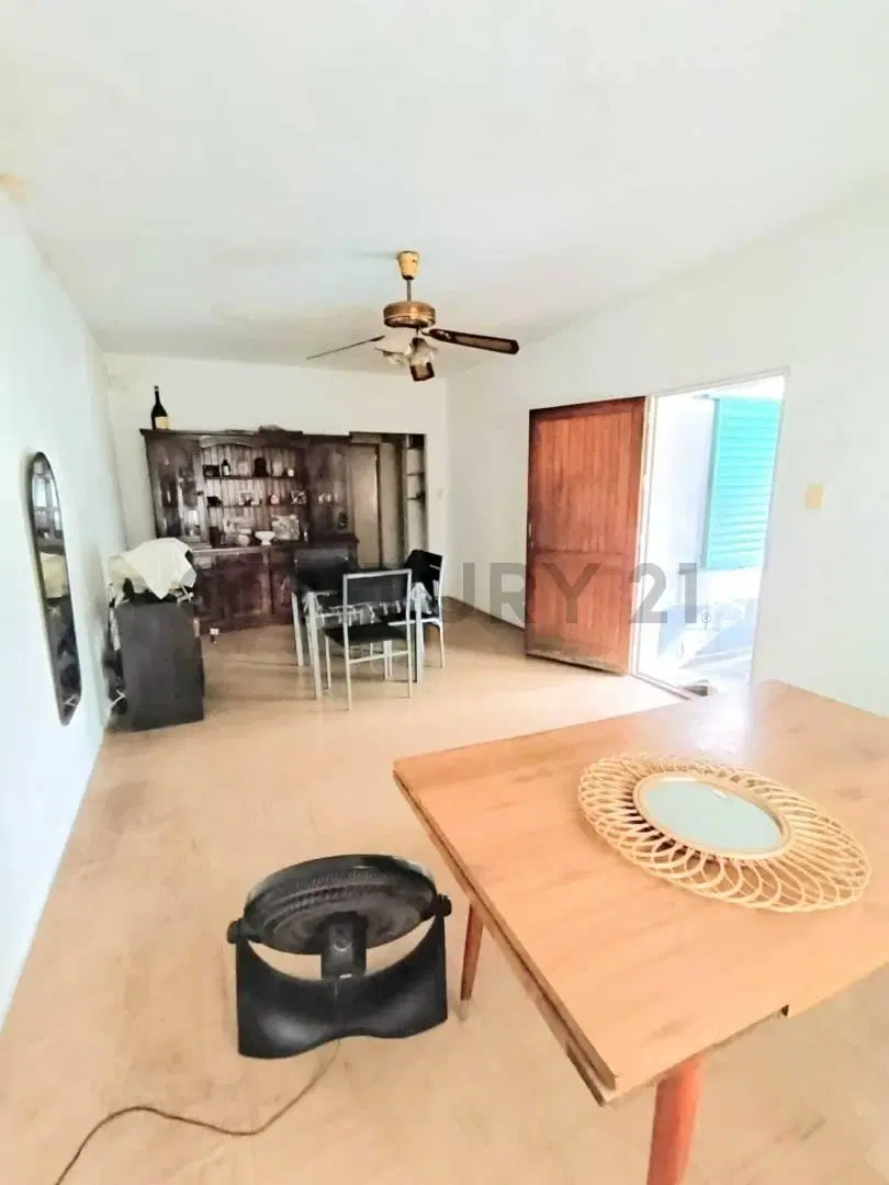 OPORTUNIDAD CERCANIA A GRAND BOURG! CASA 300M2 -APTA CREDITO- Sobre Asfalto, GRAN POTENCIAL! 5