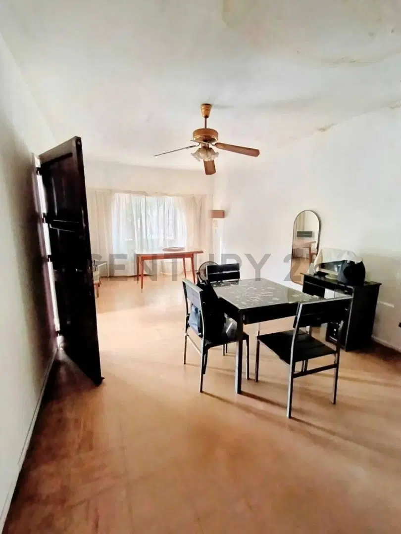 OPORTUNIDAD CERCANIA A GRAND BOURG! CASA 300M2 -APTA CREDITO- Sobre Asfalto, GRAN POTENCIAL! 2